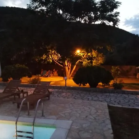 Villa Red